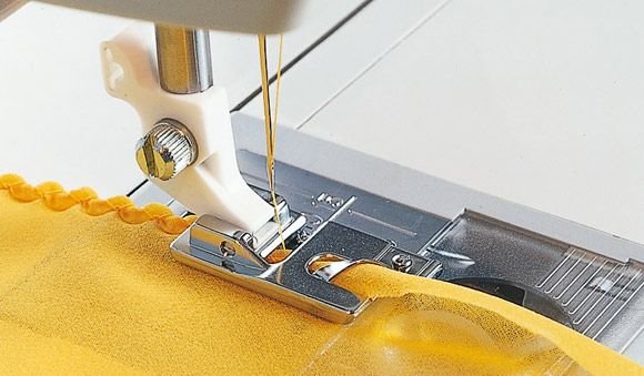 VIKING 2mm Shell Rolled Hem Foot (Groups 1-7)