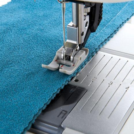 FOOT, NONSTICK W/IDT PFAFF GRP B,C,D,E,F,G,J,K,L