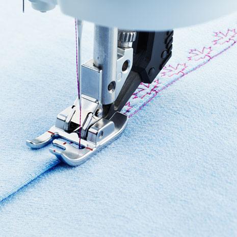 PFAFF Right Edge Bi-Level Foot for IDT System