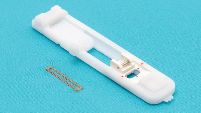 FOOT: BUTTONHOLE AUTO BABYLOCK GROUP D BL37-BH