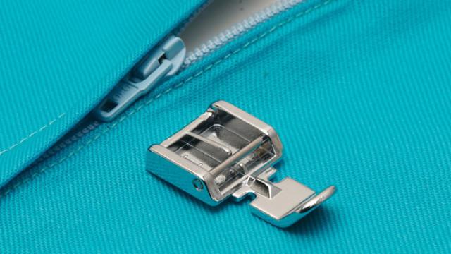 FOOT, ZIPPER FOOTBABY LOCK