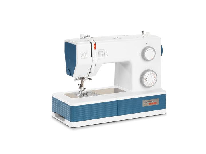 bernette b05 ACADEMY Sewing Machine