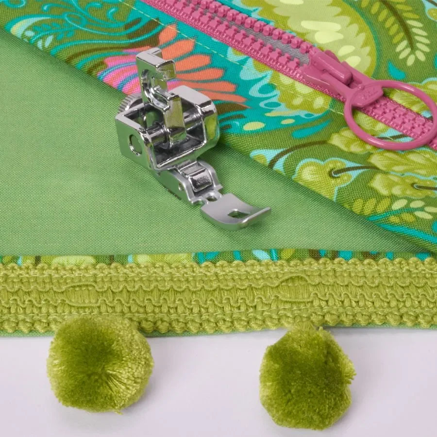 Baby Lock Adjustable Zipper and Piping Foot