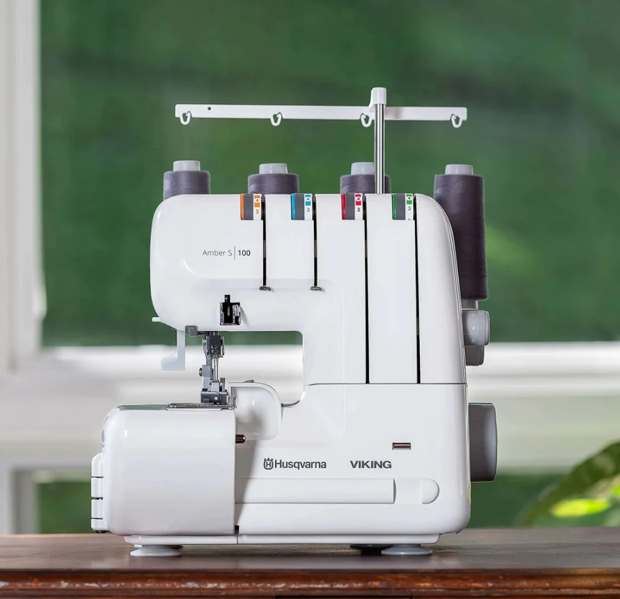 HUSQVARNA VIKING AMBER S | 100 Overlock Machine